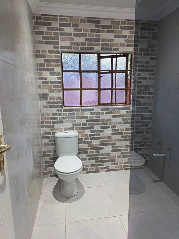 Bathroom Renovation : Before & After