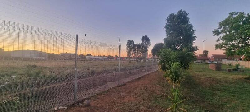ClearVu Fence Installation